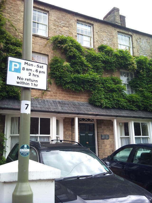 Red Lion, Thame