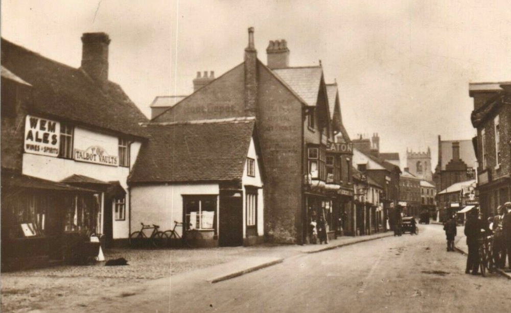 Talbot Vaults, Wem