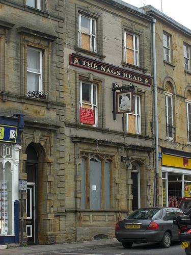 Nags Head, Crewkerne