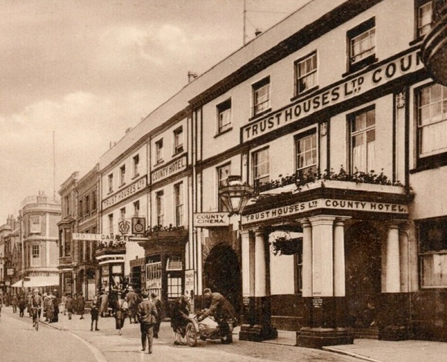 County Hotel, Taunton