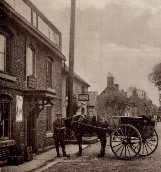 Queens Arms, Rocester Queens Arms, Rocester