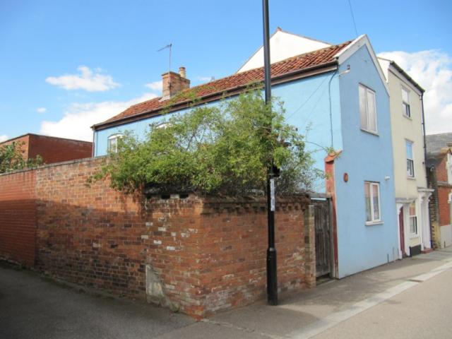 The Sun, Beccles