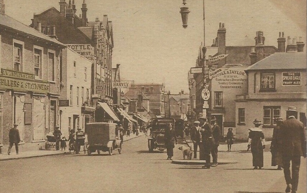 Spread Eagle, Epsom