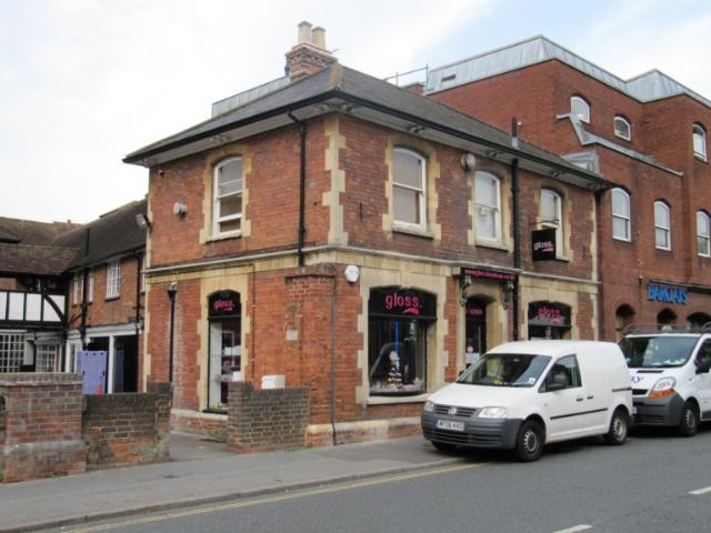Bush Tap, Farnham