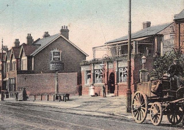 The Swan, Mitcham