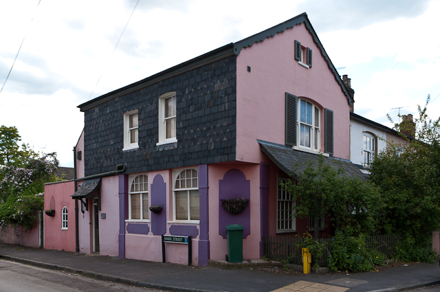 Warren Arms, Reigate