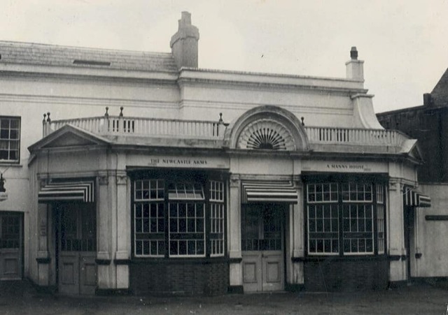 Newcastle Arms, Weybridge