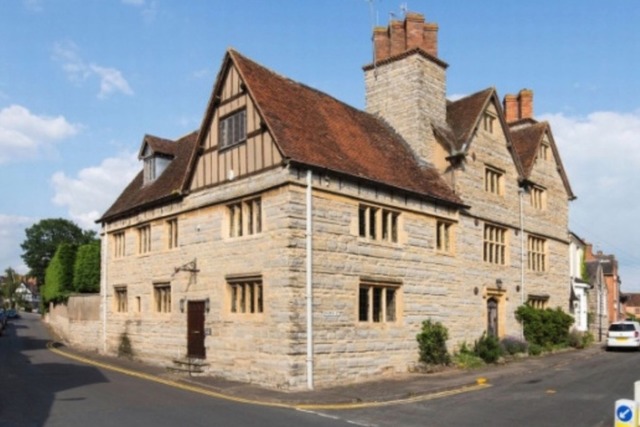 The Falcon, Bidford
