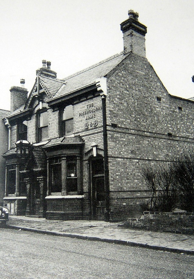 The Freeholders, Birmingham, B10