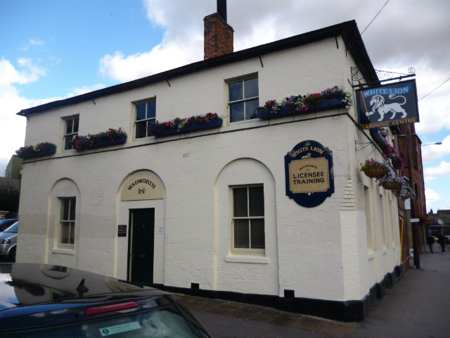 White Lion, Devizes