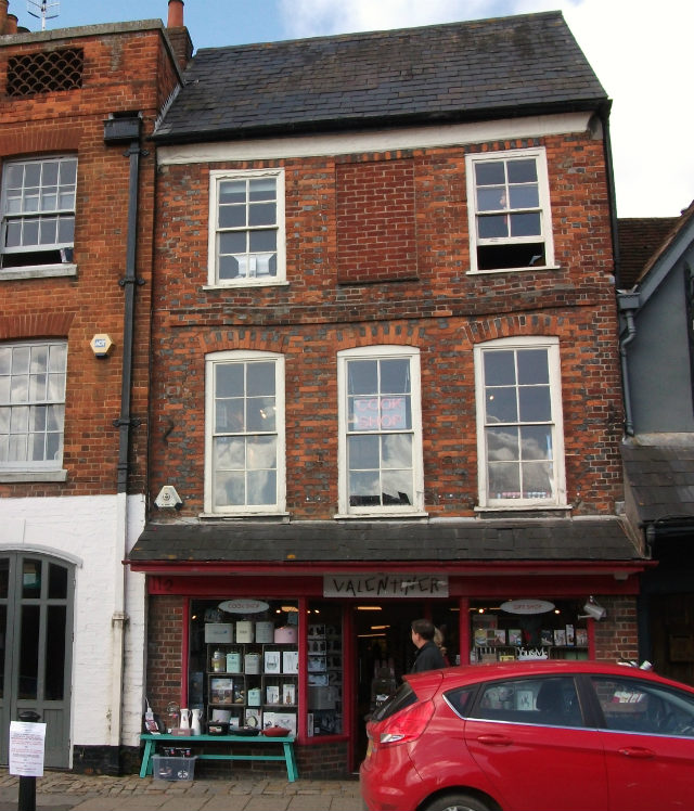 Rose & Crown, Marlborough