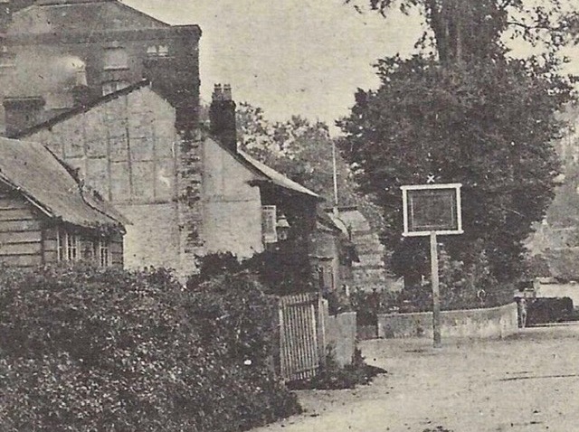 Fox & Hounds, Netheravon