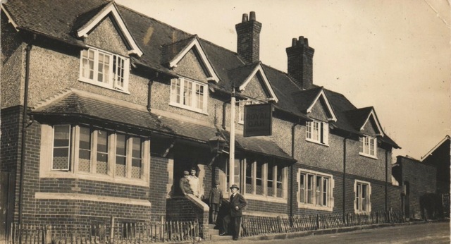 Royal Oak, Shrewton