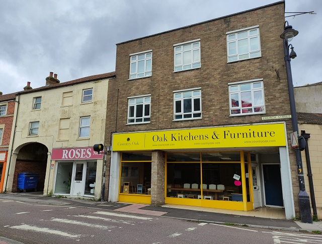 Hare & Hounds, Trowbridge