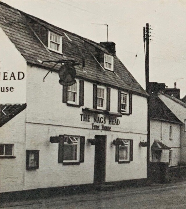 Nags Head, Urchfont