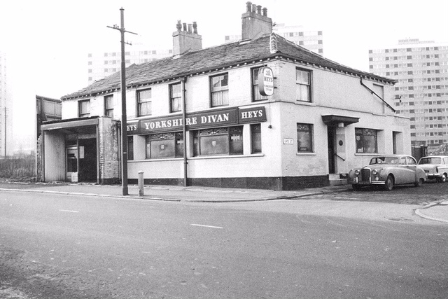 Yorkshire Divan, Bradford, BD5 Yorkshire Divan, Bradford, BD5