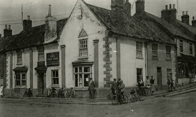 Three Horseshoes, Brompton Three Horseshoes, Brompton