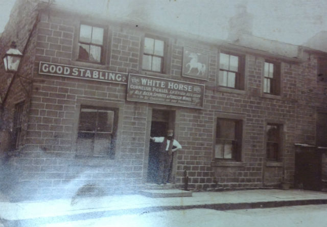 White Horse, Keighley White Horse, Keighley