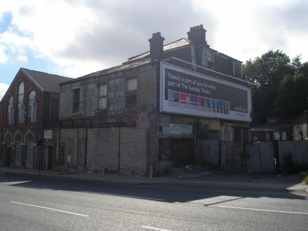 Lodge Inn, Sheffield, S4 Lodge Inn, Sheffield, S4